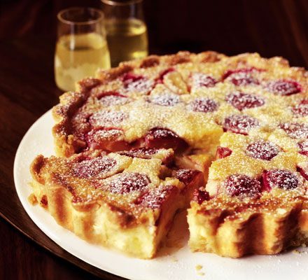 https://www.pontalo.net - Limoncello plum tart