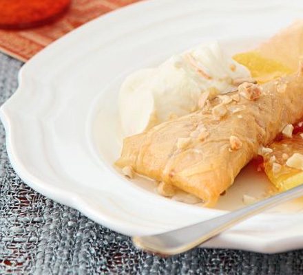 https://www.pontalo.net - Almond & honey pastries with orange cream