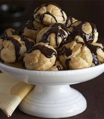 https://www.pontalo.net - Moreish mocha profiteroles