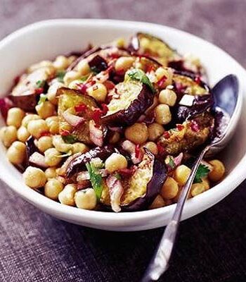 https://www.pontalo.net - Moroccan aubergine & chickpea salad