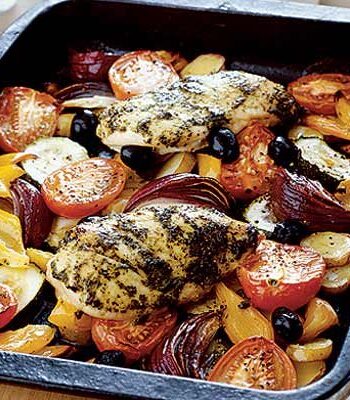 https://www.pontalo.net - Mediterranean chicken with roasted vegetables