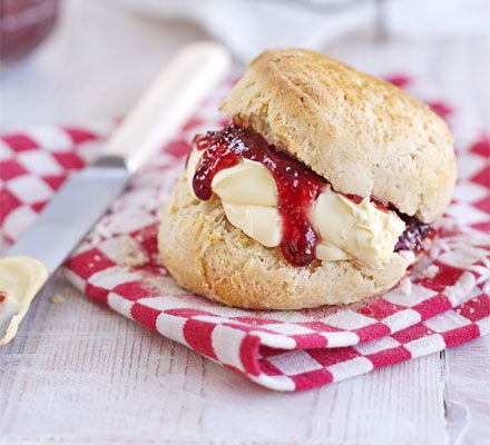 https://www.pontalo.net - Easy fluffy scones