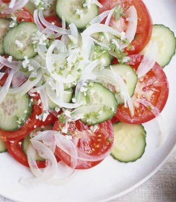 https://www.pontalo.net - Tomato & onion salad