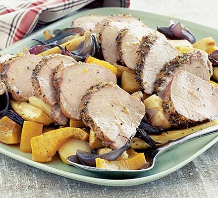 https://www.pontalo.net - Herbed pork fillet with roast vegetables