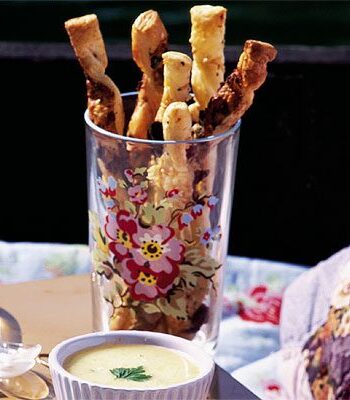 https://www.pontalo.net - Quick cheese straws