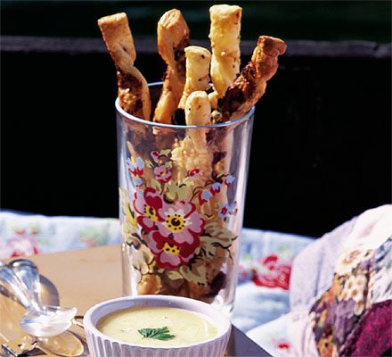 https://www.pontalo.net - Quick cheese straws