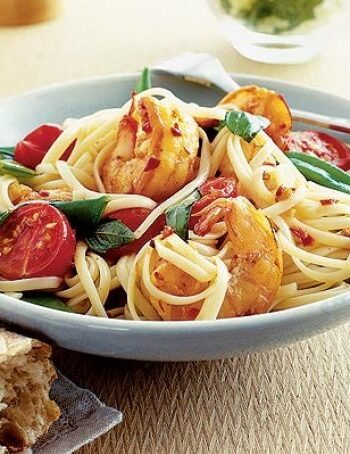 https://www.pontalo.net - Chilli prawn linguine