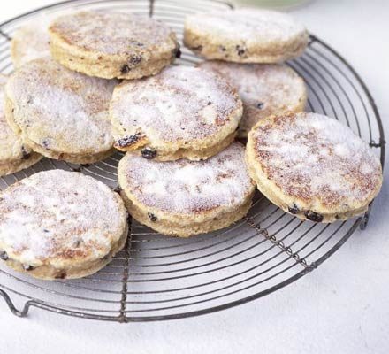 https://www.pontalo.net - Welsh cakes