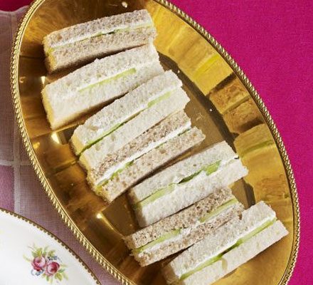 https://www.pontalo.net - Cream cheese & cucumber sandwiches