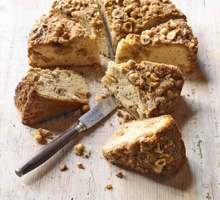 https://www.pontalo.net - Caramelised apple cake with streusel topping