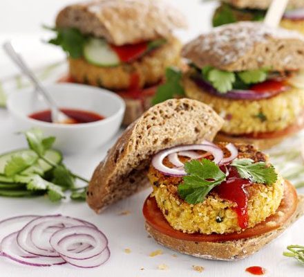 https://www.pontalo.net - Chickpea & coriander burgers