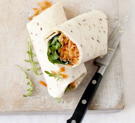 https://www.pontalo.net - Carrot & hummus roll-ups