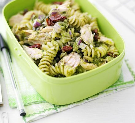 https://www.pontalo.net - Storecupboard pasta salad