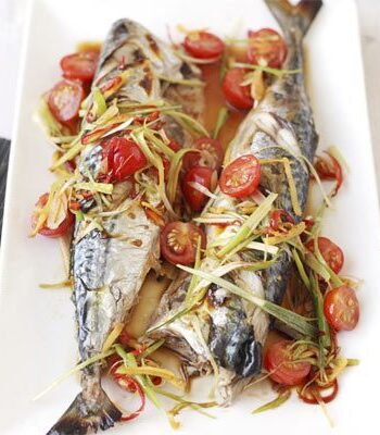 https://www.pontalo.net - Mackerel with sizzled garlic