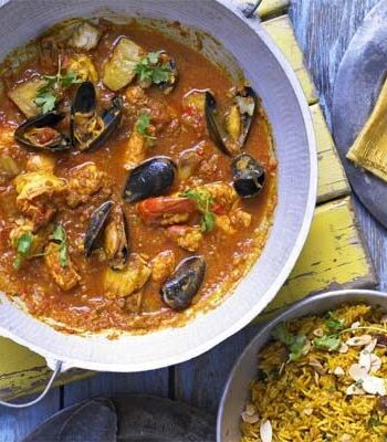 https://www.pontalo.net - Seafood curry