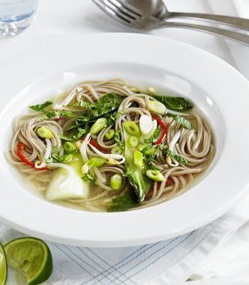 https://www.pontalo.net - Thai chicken soup