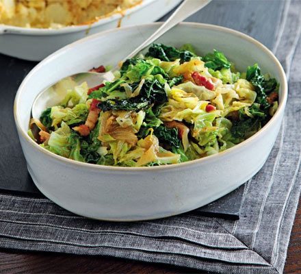 https://www.pontalo.net - Cabbage with bacon & onions