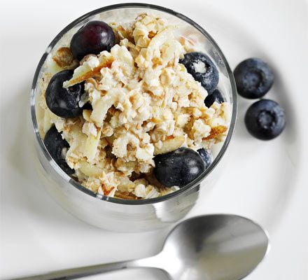 https://www.pontalo.net - Apple & blueberry Bircher