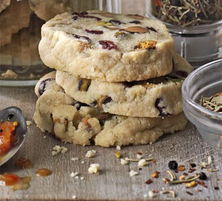 https://www.pontalo.net - Pistachio & cranberry cookies