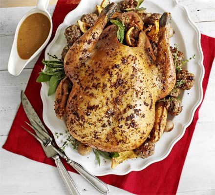 https://www.pontalo.net - Roast turkey with pecan