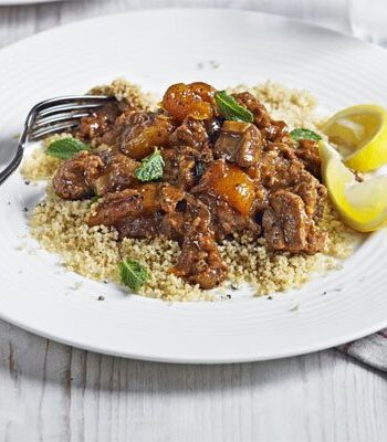 https://www.pontalo.net - Lamb & apricot stew