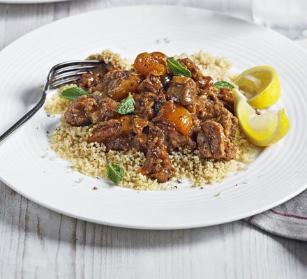 https://www.pontalo.net - Lamb & apricot stew