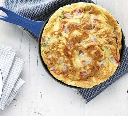 https://www.pontalo.net - Cheese & ham souffléd omelette