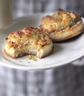 https://www.pontalo.net - Rarebit crumpets