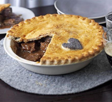 https://www.pontalo.net - Beef & beer pie