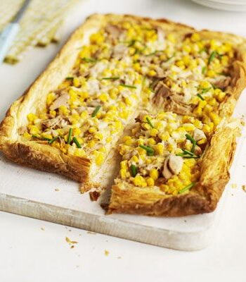 https://www.pontalo.net - Tuna & sweetcorn slice