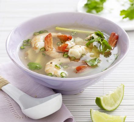 https://www.pontalo.net - Tom yum (hot & sour) soup with prawns