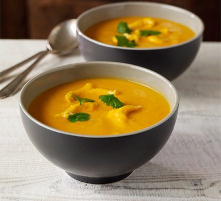 https://www.pontalo.net - Thai chicken and sweet potato soup