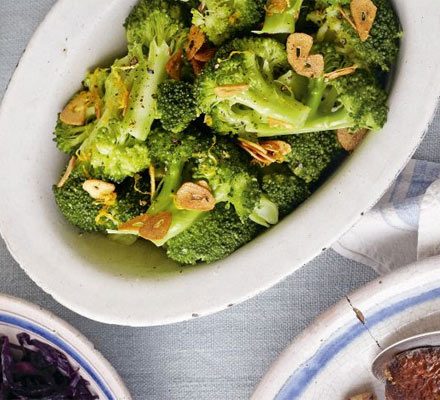 https://www.pontalo.net - Broccoli with garlic & lemon