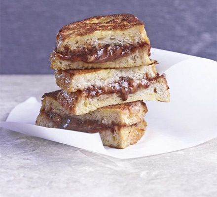 https://www.pontalo.net - Chocolate & banana French toast