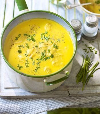 https://www.pontalo.net - Creamy curried carrot & butter bean soup