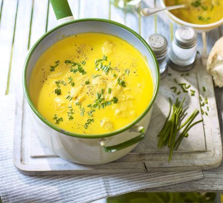 https://www.pontalo.net - Creamy curried carrot & butter bean soup