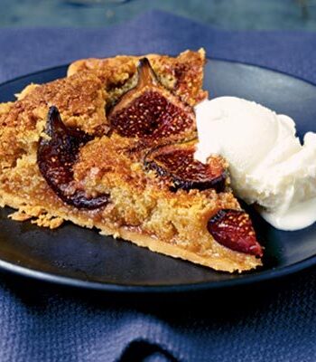 https://www.pontalo.net - Honey roasted fig & almond tart