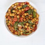 https://www.pontalo.net - Spinach & chickpea curry