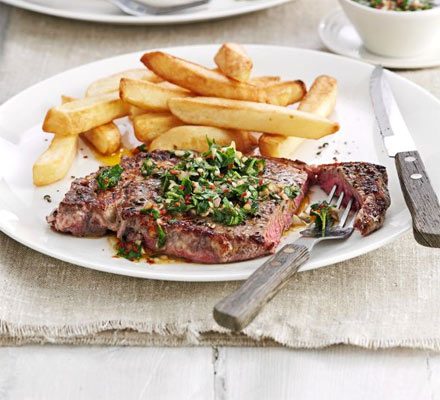 https://www.pontalo.net - Steak with chimichurri sauce