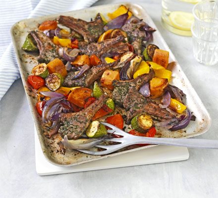 https://www.pontalo.net - Herbed lamb cutlets with roasted vegetables