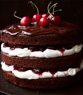 https://www.pontalo.net - Black Forest gateau