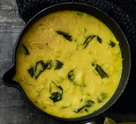 https://www.pontalo.net - Red lentil & coconut soup