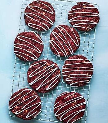 https://www.pontalo.net - Red velvet cookies