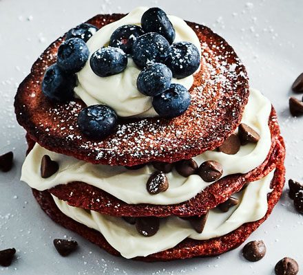 https://www.pontalo.net - Red velvet pancakes