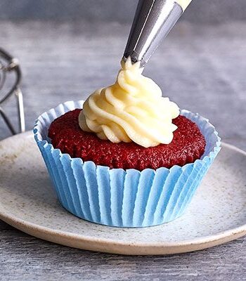 https://www.pontalo.net - Red velvet cupcakes