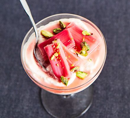 https://www.pontalo.net - Rhubarb fool