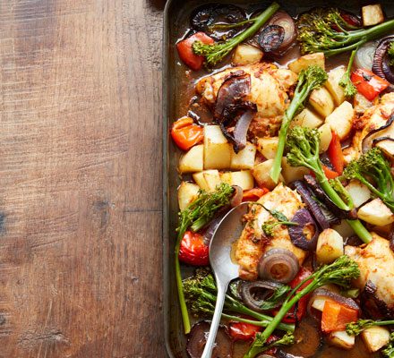 https://www.pontalo.net - Roast chicken traybake