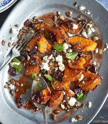 https://www.pontalo.net - Roasted squash with sour cherries