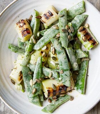 https://www.pontalo.net - Runner beans & charred leeks with vinaigrette