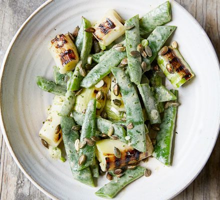 https://www.pontalo.net - Runner beans & charred leeks with vinaigrette